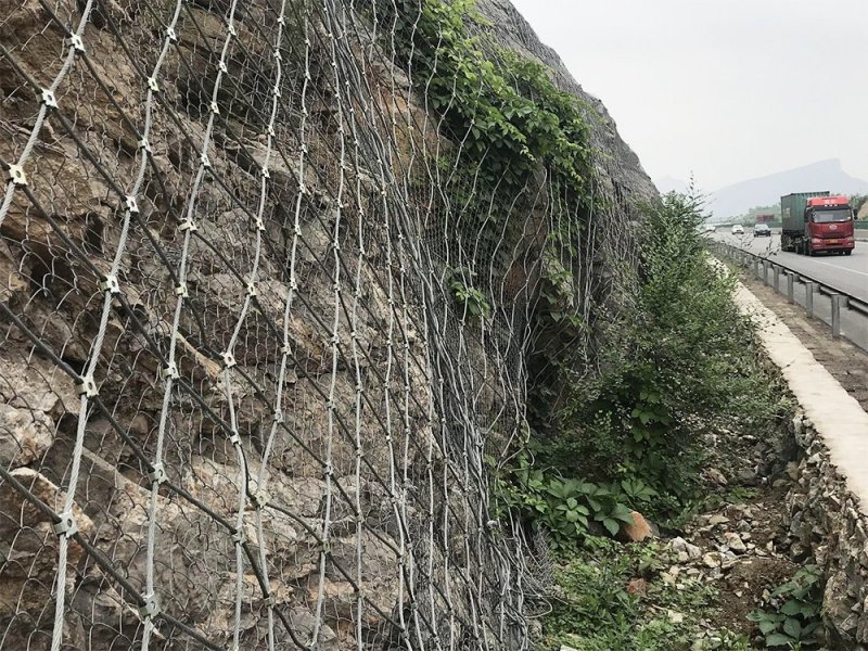 东海县边坡锚固防护网