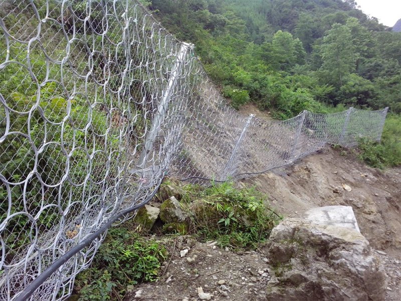 漳县边坡被动防护系统