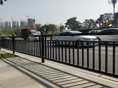 余江区人行道隔离护栏